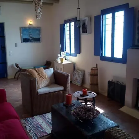 Andros Gr Nr Batsi Seaview House *